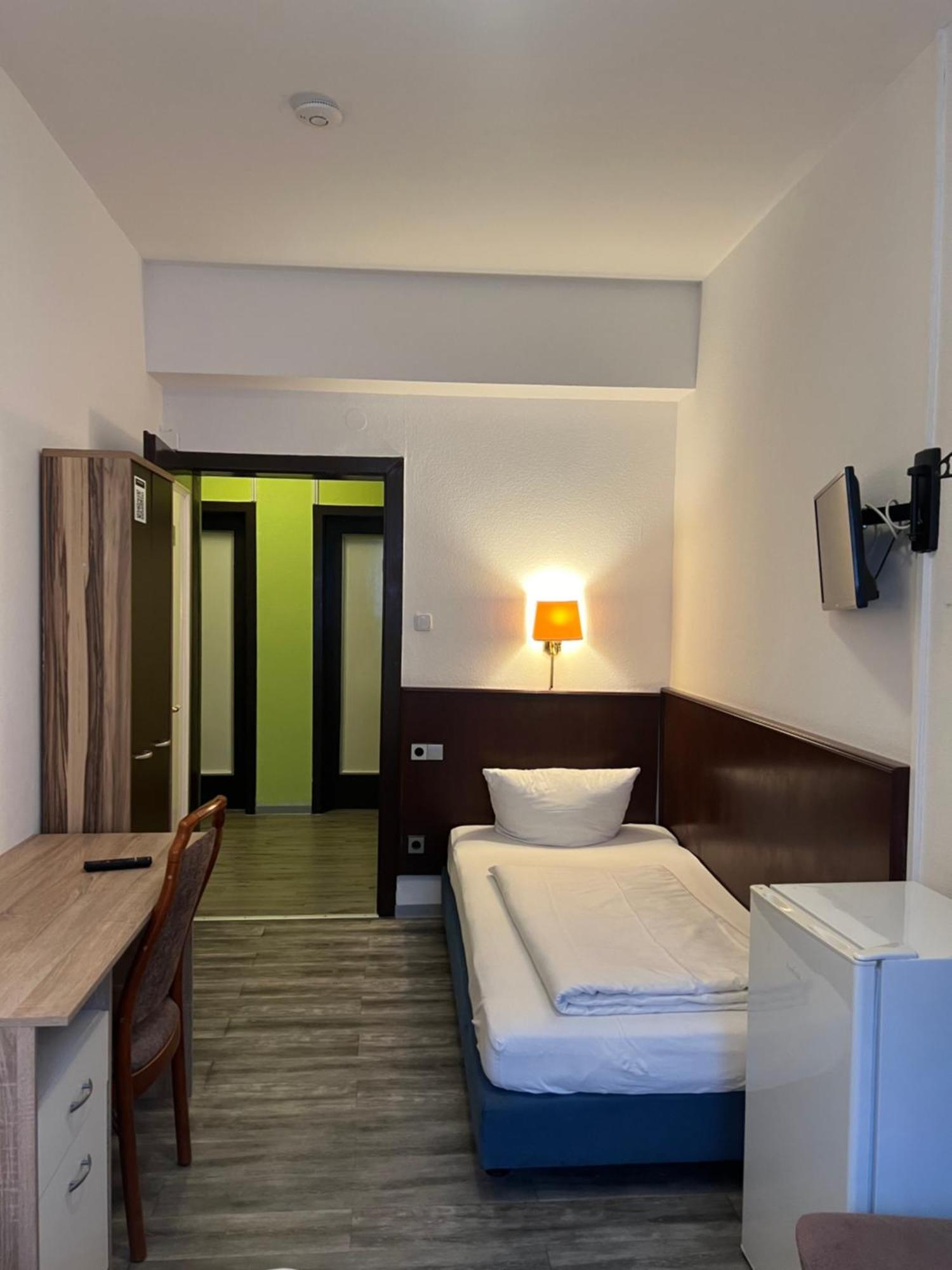 Hotel Apollo Frankfurt nad Mohanem Exteriér fotografie